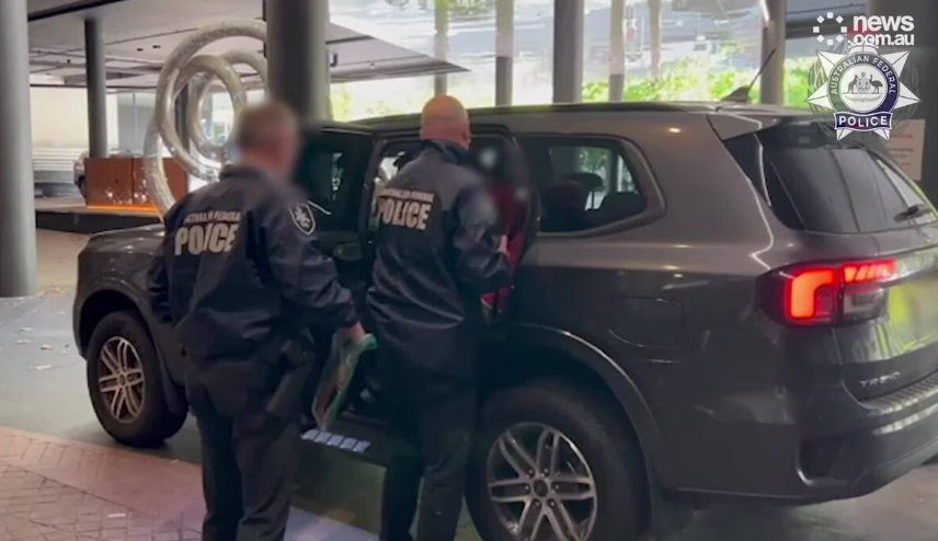 Memburuk Hubungan Australia-China Setelah Dua WNA China Dituduh atas Spionase